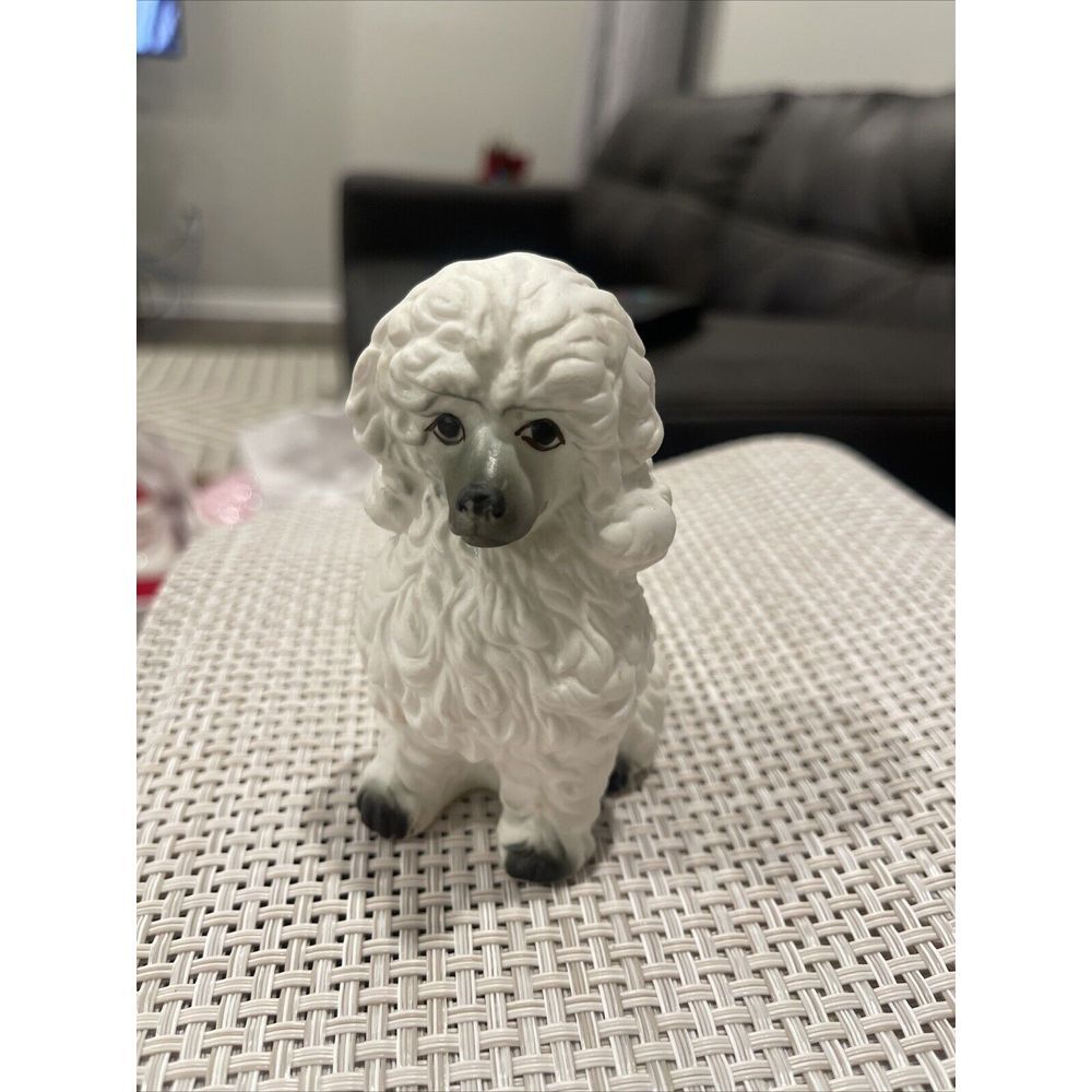 Vintage Porcelain White Permed Coif Poodle Figurine Hand Painted‎ Pretty